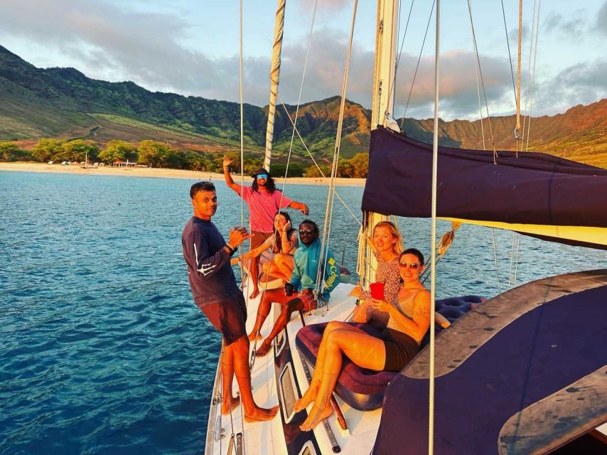 Oahu: Sunset sailing in small intimate groups - Snacks, drinks, and what to bring