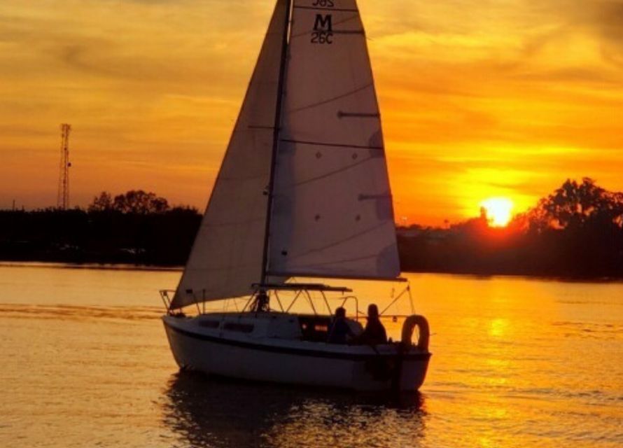 Orlando: Private Sunset Sailing Trip on Lake Fairview - A Quiet Orlando Evening on Lake Fairview