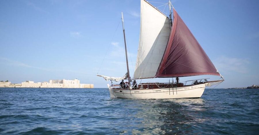 Ortygia: Sailing Tour to Plemmirio with Aperitif - The aperitif that gives the trip its local flavor
