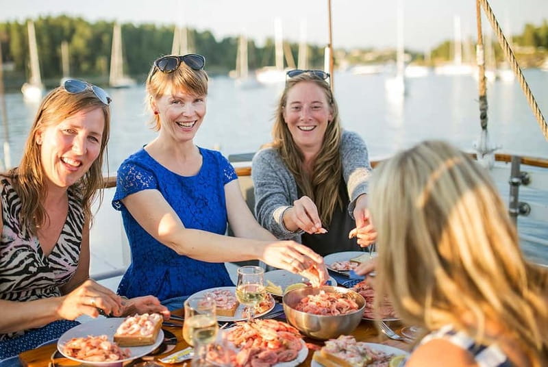Oslo: Fjord Dinner Cruise on Sailing Ship w/ Seafood Buffet - Who will enjoy this cruise most?