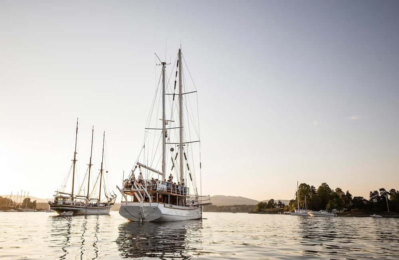 Oslo: Fjord Dinner Cruise on Sailing Ship w/ Seafood Buffet - What the old sailing ship adds