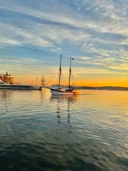 Oslo: Oslo Fjord Sightseeing Cruise by Sailing Ship - How the audio guide works