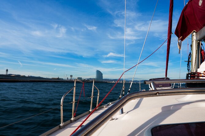 Oyster Odyssey Barcelona's Premier Sailing and Seafood Adventure - What the private format means