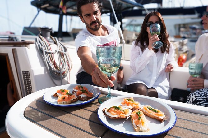 Oyster Odyssey Barcelona's Premier Sailing and Seafood Adventure - Two hours of coast and skyline views