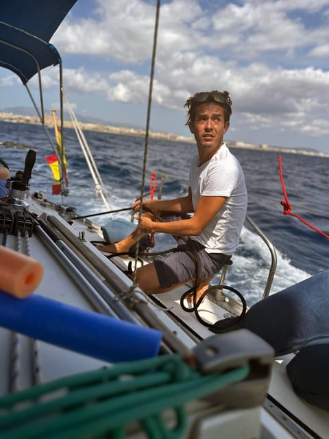 Palma de Mallorca: Sailing Boat Trip with Skipper & Tapas - Tapas, lunch, and the all-inclusive drinks