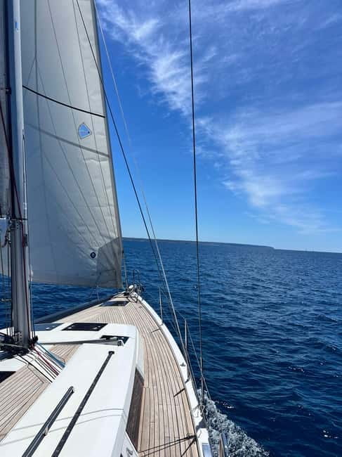Palma de Mallorca: Sailing Tour with Drinks and Tapas - Key points before you book