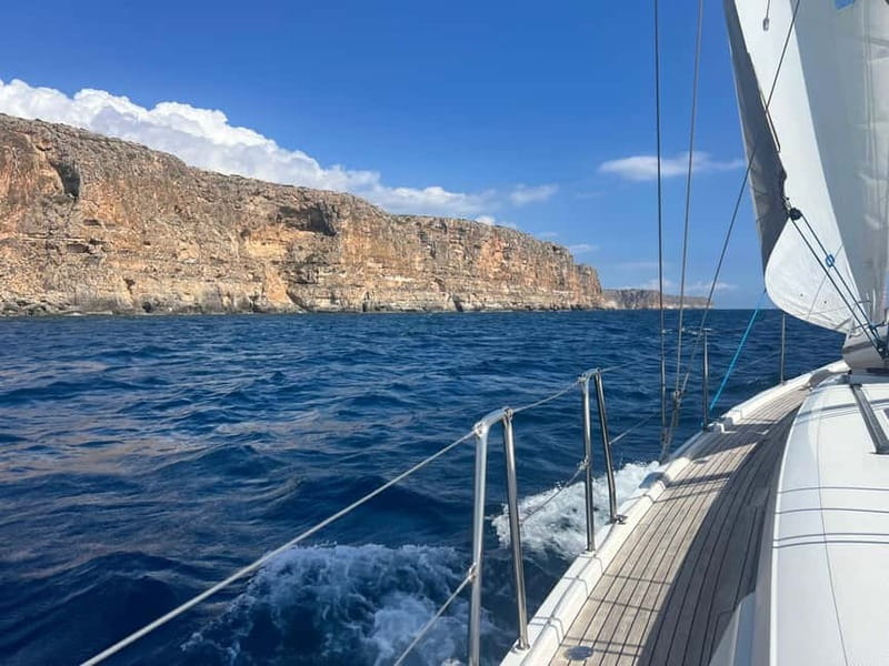 Palma de Mallorca: Sailing Tour with Drinks and Tapas - Is $100 a fair price?