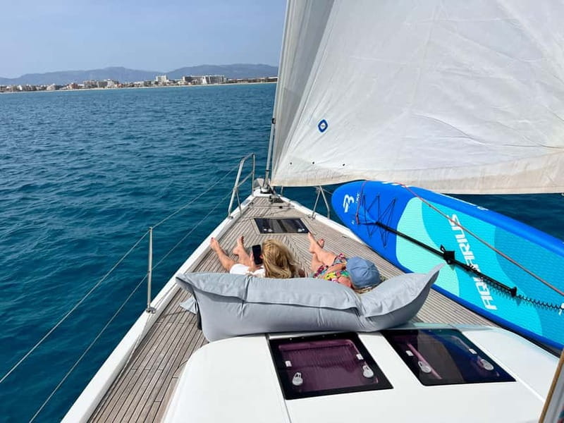 Palma de Mallorca: Sailing Tour with Drinks and Tapas - The first 90 minutes across Palma Bay