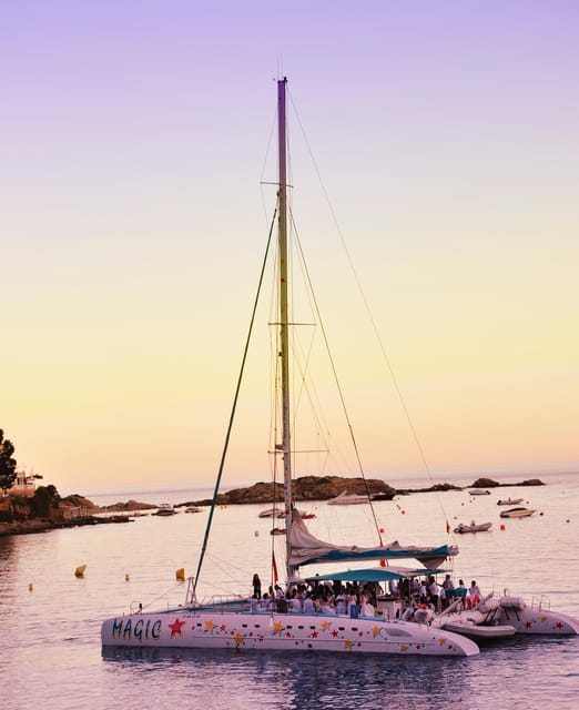 Palma de Mallorca: Sunset Sailing Catamaran Trip with Drink - Key things to know before you book