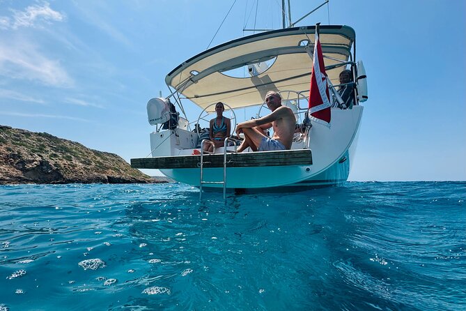 Palma de Mallorrca: Sailing tour with drinks, tapas & snorkeling. - One hour at anchor for swimming and snorkeling