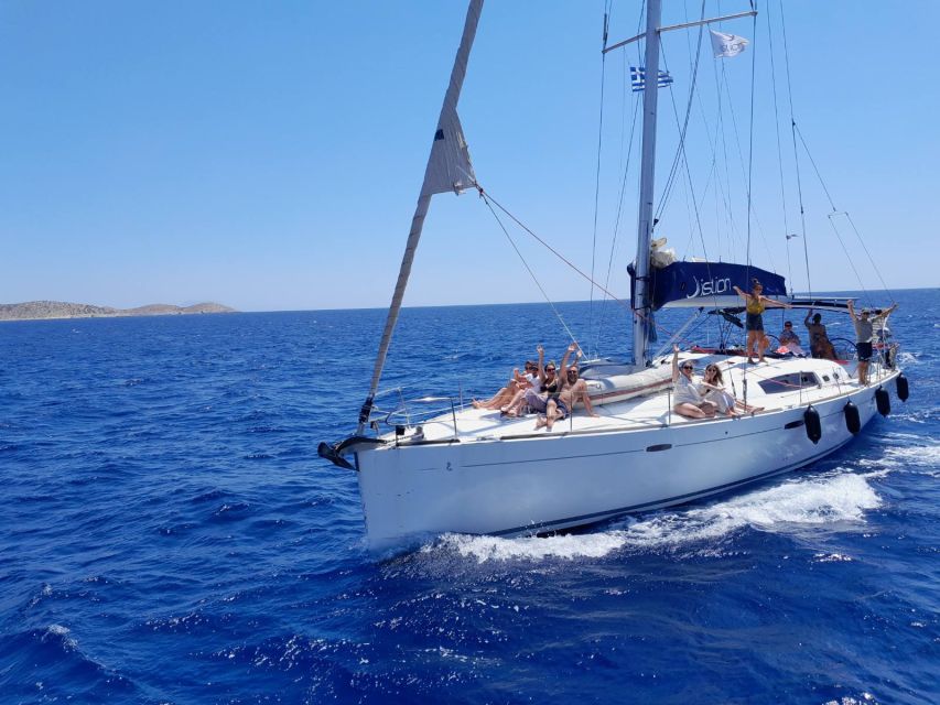 Paros: Full-Day Sailing Yacht Cruise - Schoinousa or Koufonissia on the route
