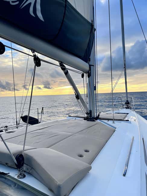 Pasito Blanco : Private sailing tour with food & drinks - Key things to know before booking