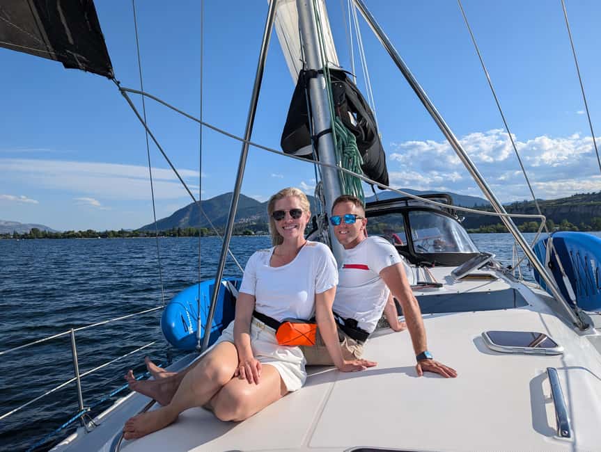 Penticton Okanagan Lake: Sailing Tour - Sailing past the Naramata Bench