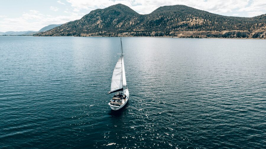 Penticton Okanagan Lake: Sailing Tour - Why four hours offers better value