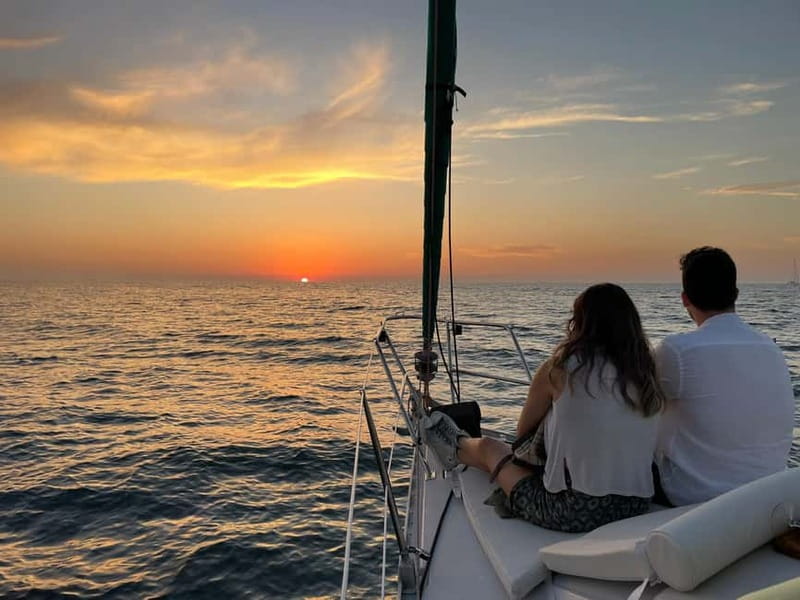 Porto: Best Charming Sailboat Cruise Sunset - Alfândega and the first view of old Porto