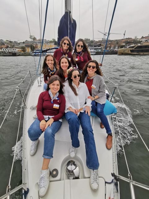 Porto: Charming Sailboat Bachelor Party with drinks - The Luiz I Bridge photo moment