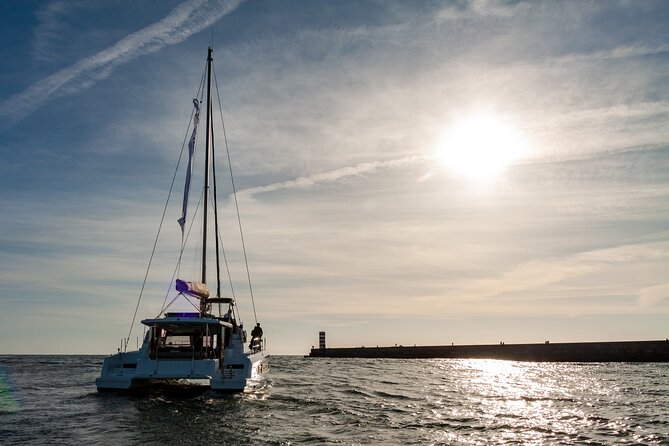 Porto Douro River Cruise With Port Wine - Daytime or Sunset - The Porto waterfront, from Massarelos to the Customs House