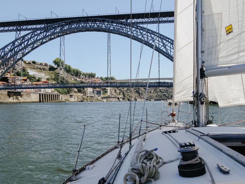 Porto: Romantic Sailboat Cruise - São Pedro da Afurada and the first river views