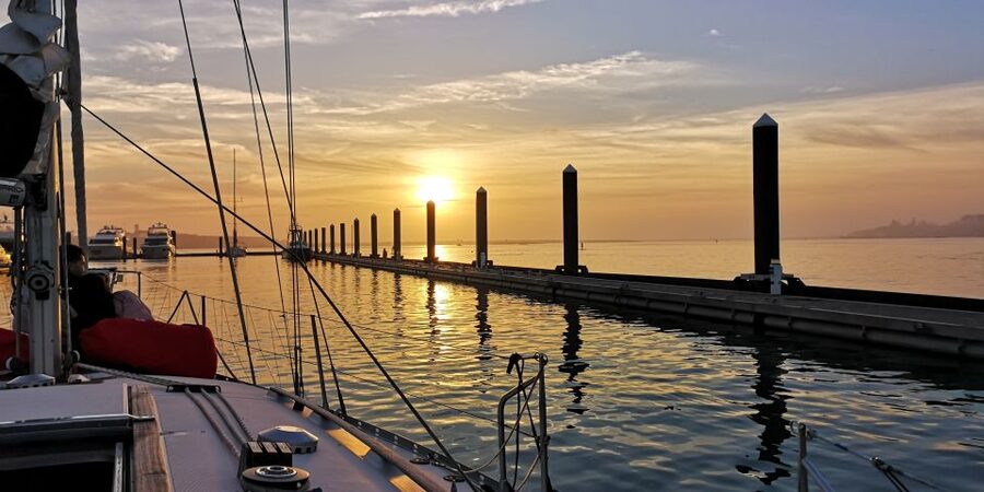 Porto: Romantic Sailboat Cruise - Under the Arrábida Bridge