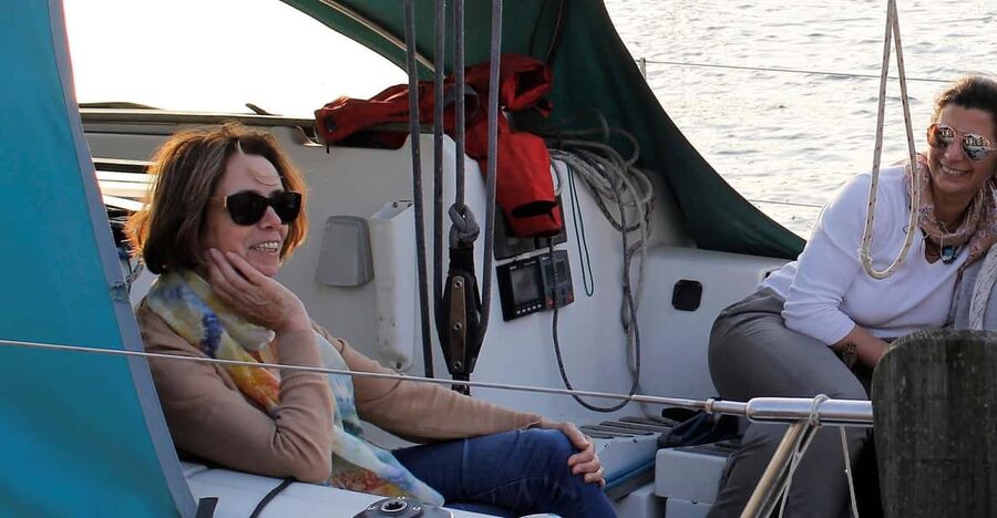 Porto: Sail the Douro River Private 3-Hour Cruise - Following Porto’s coast toward the Douro