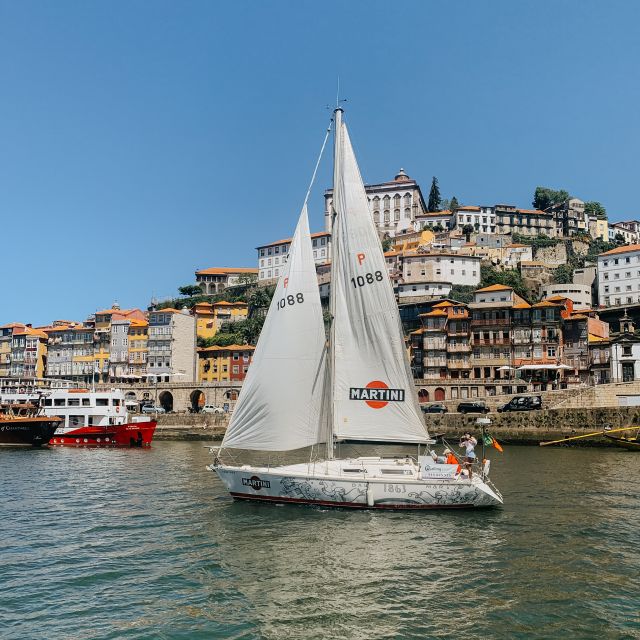 Porto: Sunset Cruise with Welcome Drink in a Sailboat - Crystal Palace gardens from the Douro