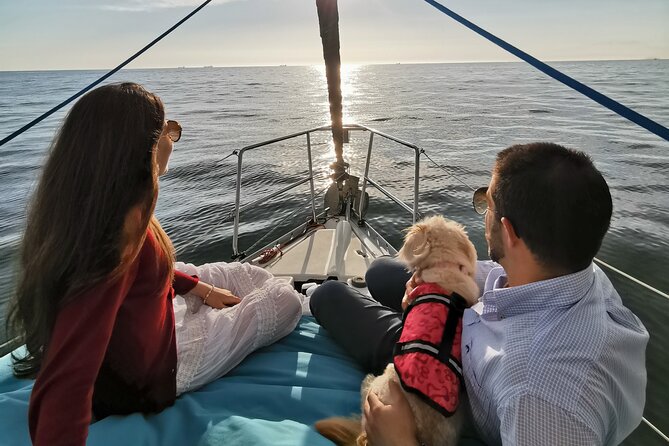 Porto: Sunset or Daytime, Charming Sailboat Cruise on the Douro River - Cais de Gaia and the Port wine connection