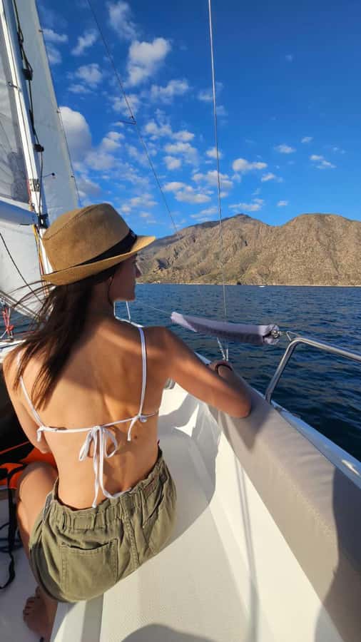 Potrerillos Lake Sailing Tour with Wine and Cheese - Who will enjoy this outing most