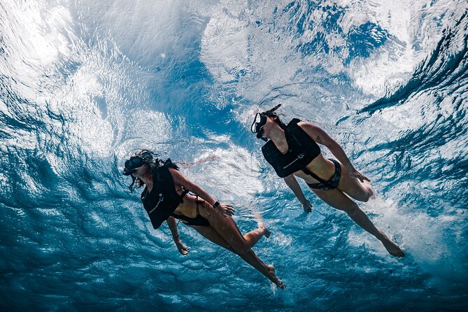 Premium Morning Snorkel Sail with Champagne Brunch - Breakfast, mimosas, and the first stretch of sailing