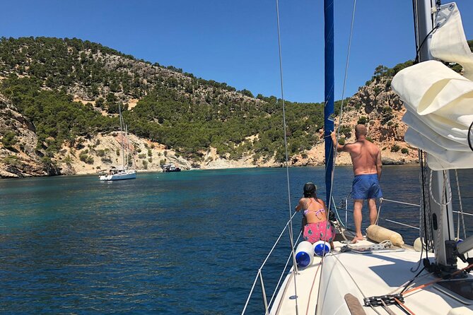 Private 2-Hour Tour of Barcelona on a Sailboat - Why Barcelona is worth seeing from a sailboat
