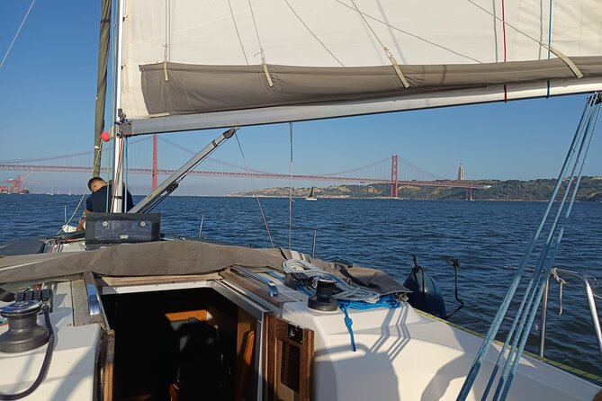 Private Afternoon Sailing Experience in Lisbon Tagus River - Key points at a glance