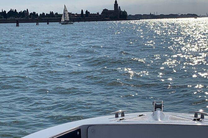 Private Boat Tour with Skipper Sailing the Lagoon of Venice Italy - Burano’s Painted Houses and Lunch Break
