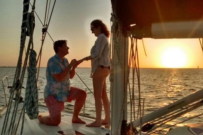 Private Customizable Sailing Tour in Cancun - Crew service is the strongest part