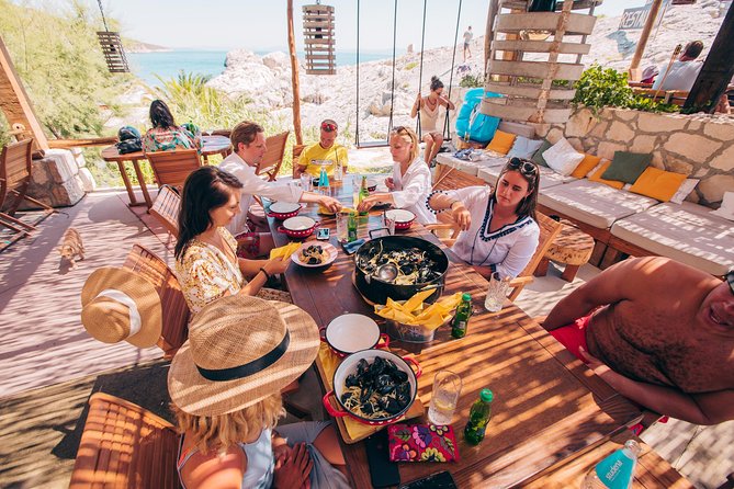 Private - Full day sailing from Hvar to Pakleni islands (up to 8 travellers) - What the private price really buys you