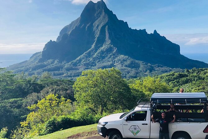 PRIVATE Half Day Tour : Moorea Snorkeling & Sailing on a Catamaran named Taboo - Guides who shape the experience