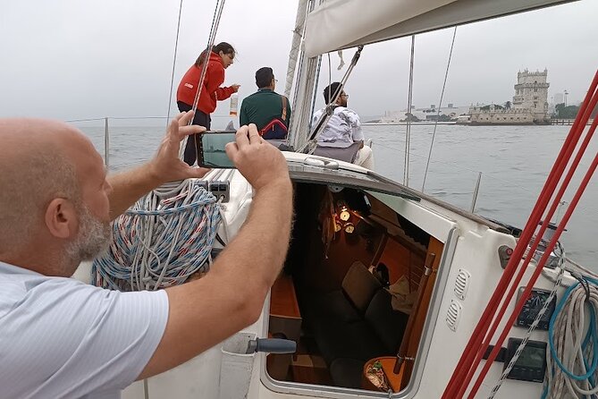 Private Lisbon Sailboat Tour with Welcome Drink - Key points to know before sailing