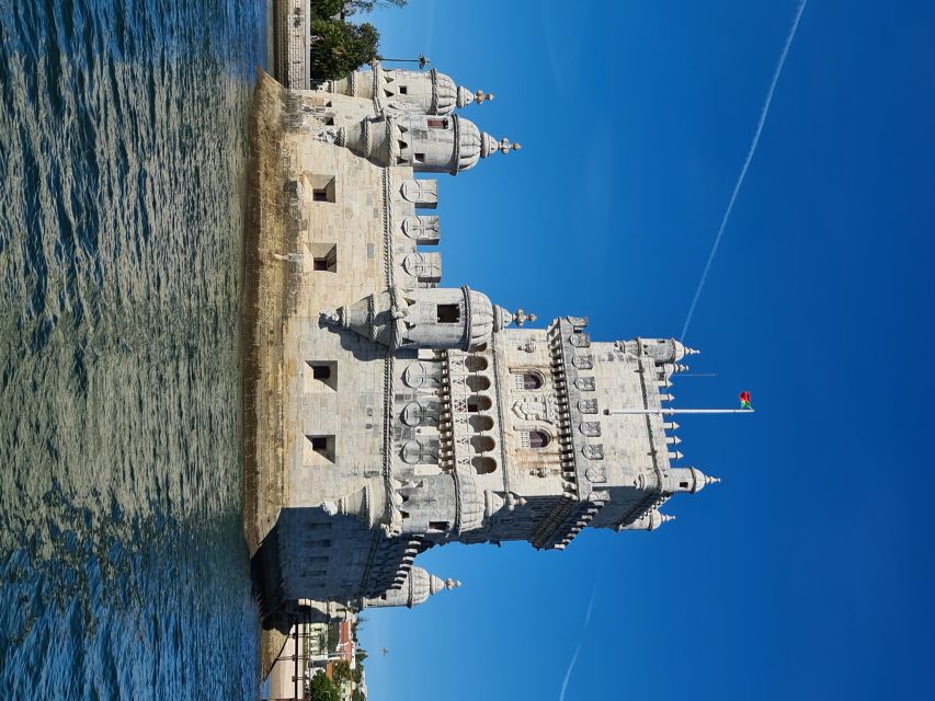 Private Lisbon Sightseeing Sailing Boat Tour with Locals - Booking details that affect your decision