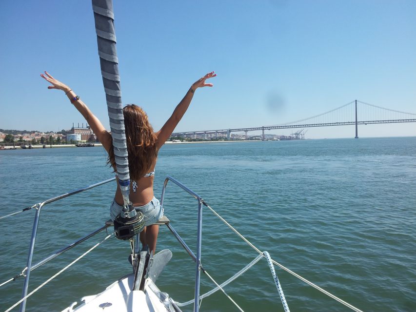 Private Lisbon Sightseeing Sailing Boat Tour with Locals - Is $312 good value for four people?