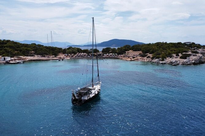 Private Luxury Sailing Cruise in Athens Riviera With Lunch - A private morning on the Athens Riviera