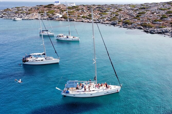 Private Luxury Sailing Trips to Dia Island - The skipper and the tone of the day