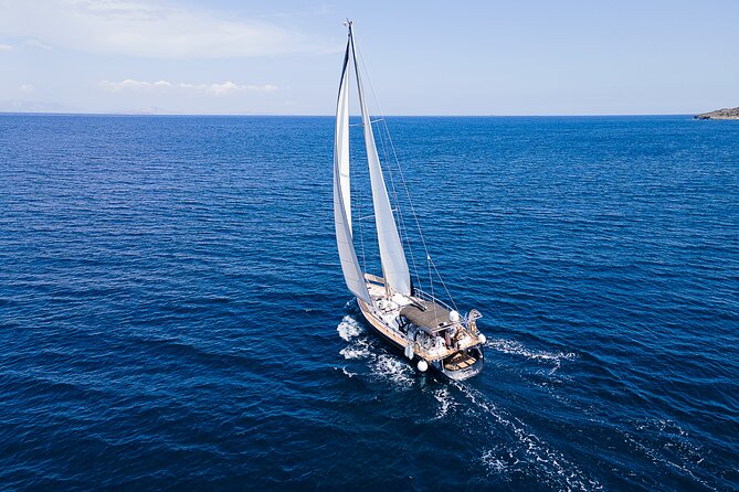 Private Luxury Sunset Sailing Cruise in the Athenian Riviera - Who will enjoy this private Athens cruise?