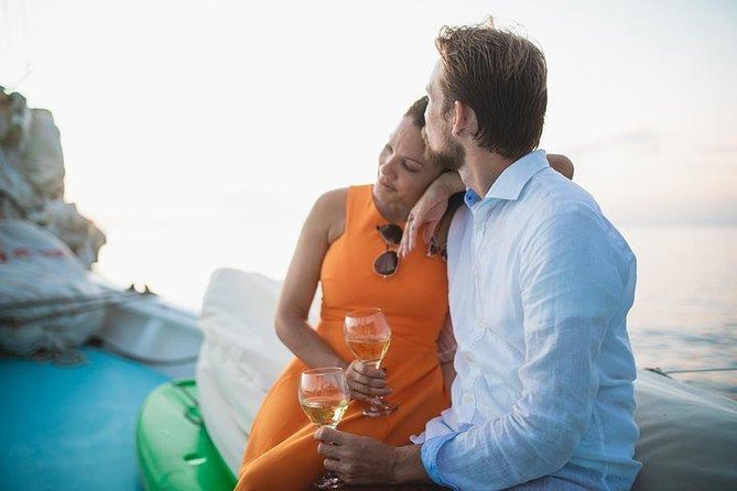 Private & Romantic Sunset Cruise Under Sails - The crew makes the difference