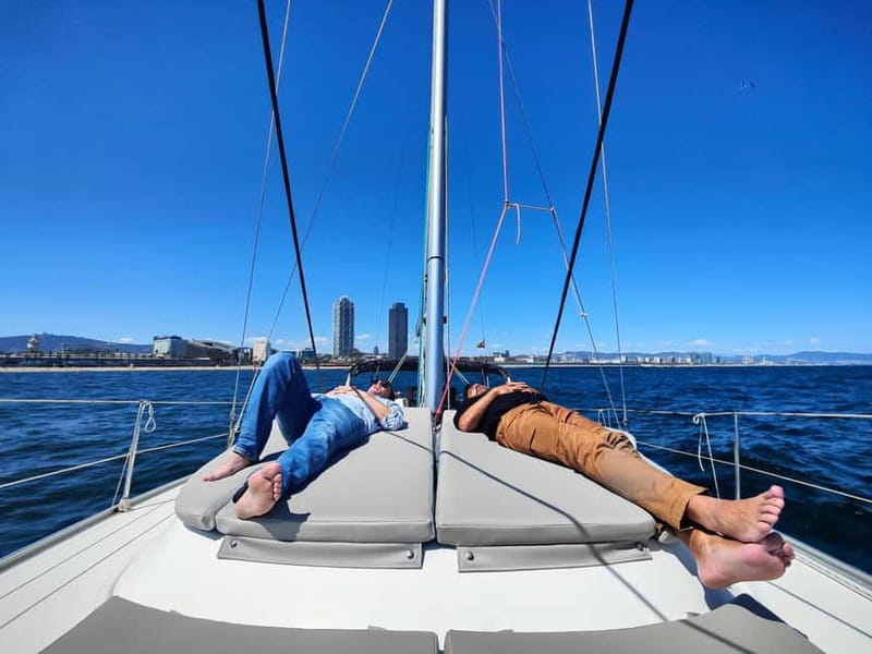 Private Sailboat Barcelona Luxury Boat + Aperitifs & Drinks - Sailing for about 105 minutes