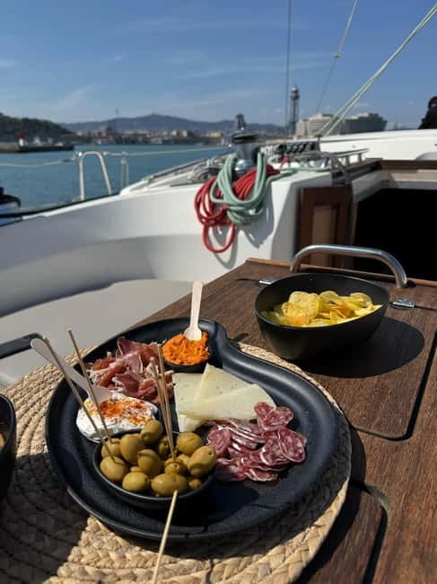 Private Sailboat Barcelona Luxury Boat + Aperitifs & Drinks - Daylight or sunset?