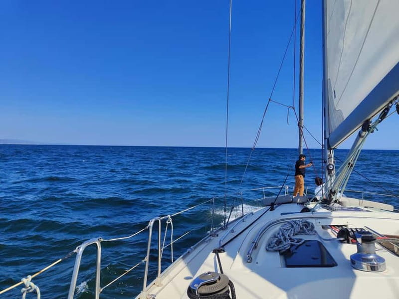Private Sailboat Barcelona Luxury Boat + Aperitifs & Drinks - What makes the skipper important