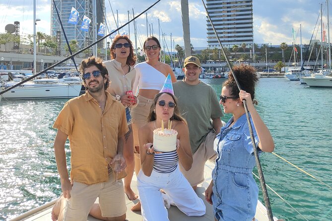 Private Sailboat Barcelona up to 11pax w/Premium Boat & Aperitifs - What the private format is worth