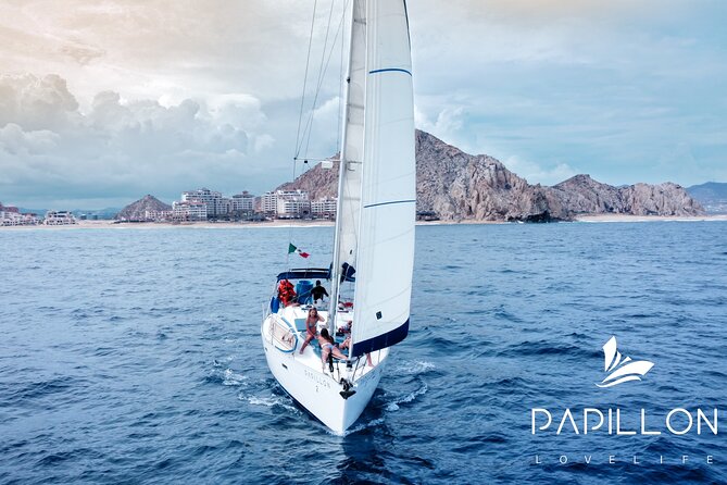 Private Sailboat tour in Cabo San Lucas with Papillon Yachts - Sailing toward the Arch and sea lions