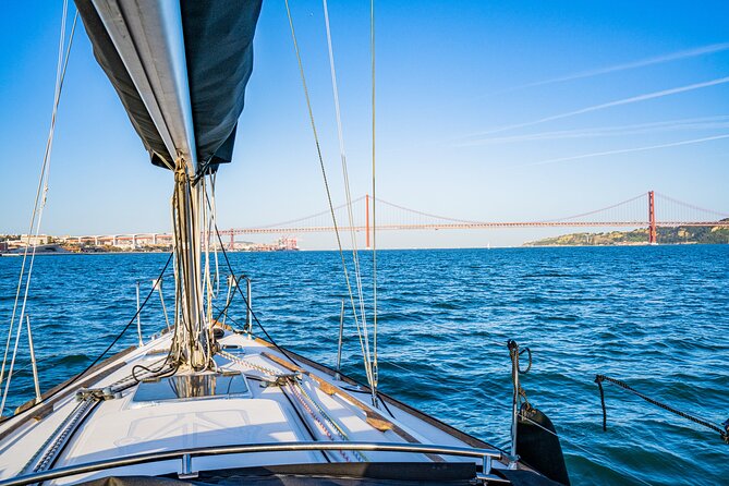 Private sailboat tour in Lisbon - MAAT closes the sightseeing route