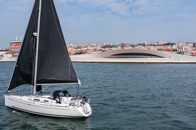 Private sailboat tour in Lisbon - What you receive onboard