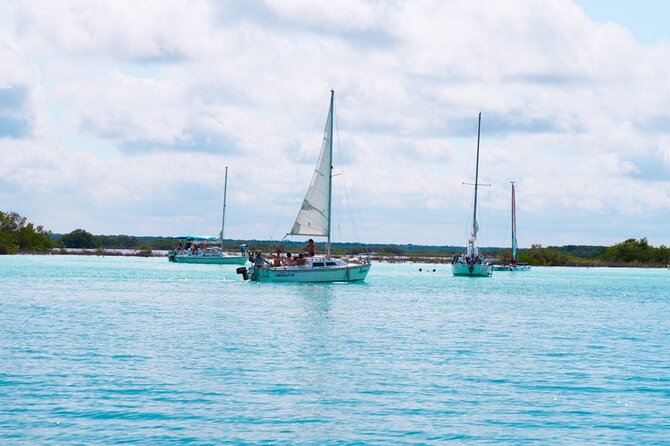 Private Sailing Adventure in Bacalar - Food, drinks, and the human touch