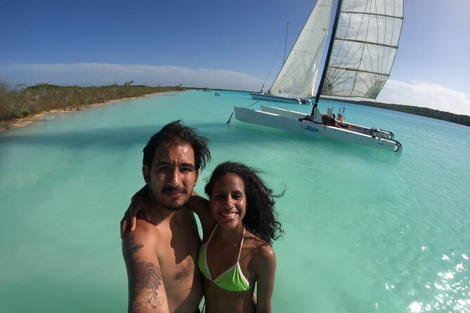 Private Sailing between Mangroves - Who will enjoy this Bacalar sailing trip